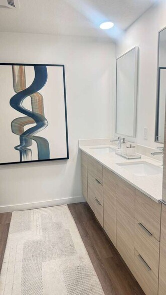 Building Photo - 13600 SW 98th St