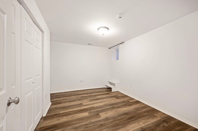 Building Photo - Available now! 2 Bed 2 Bath in Adams Morga...