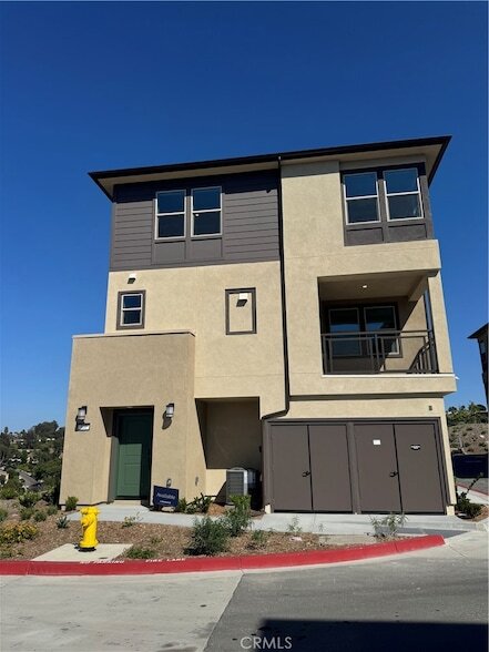 Building Photo - 300 Honeysuckle Wy