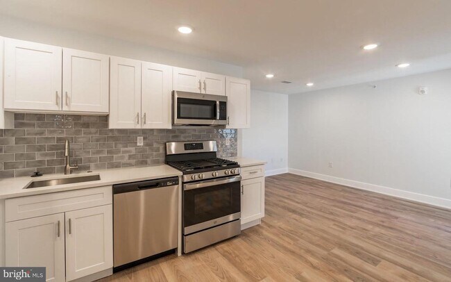 Building Photo - 1616 N Bailey St