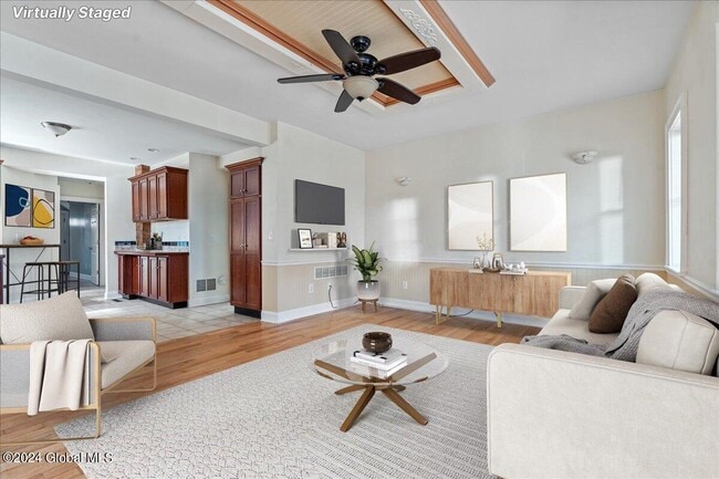 Building Photo - 53 Beekman St