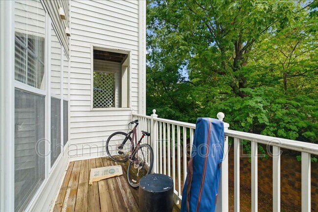 Building Photo - 12781 Fair Crest Ct