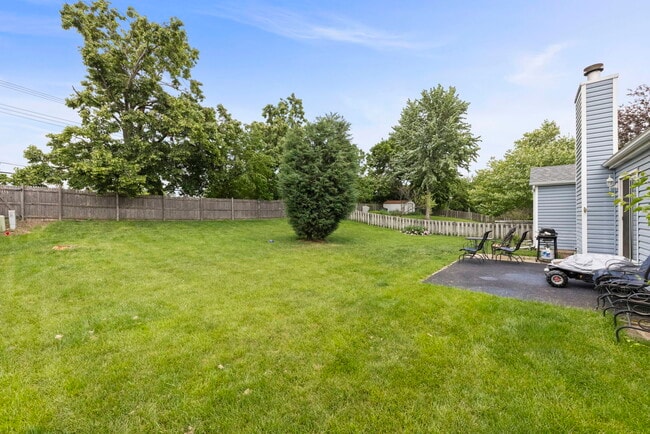 Building Photo - 2980 Pineland Ct