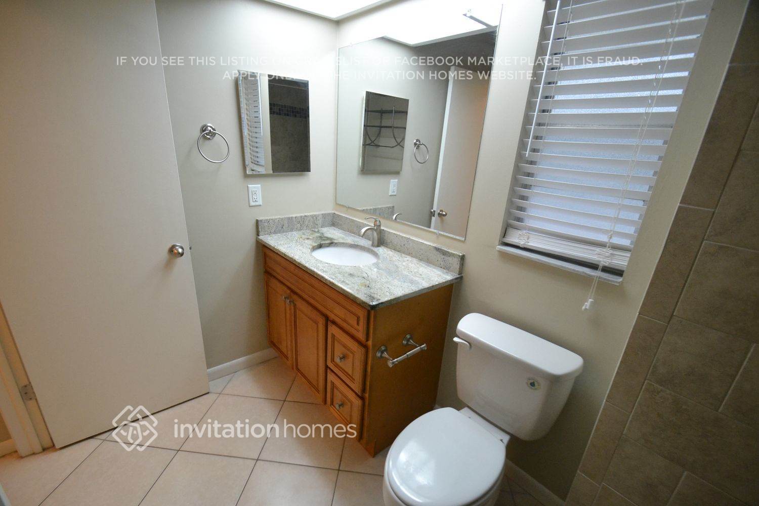 Building Photo - 904 Tarawood Ln