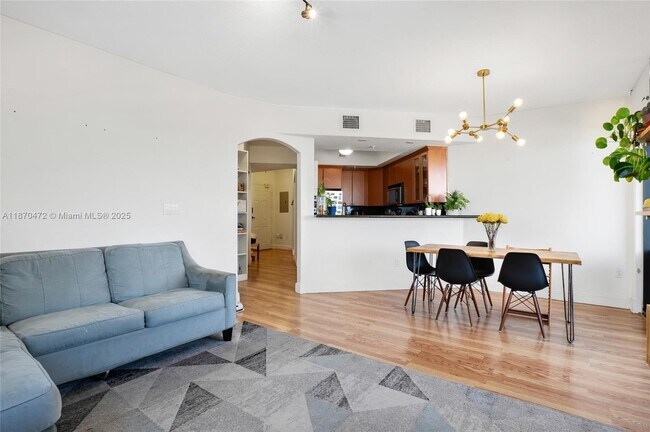 Building Photo - 2301 SW 27th Ave