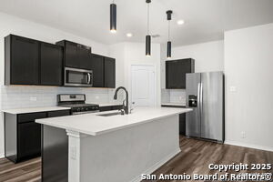 Building Photo - 6911 Stout Wy