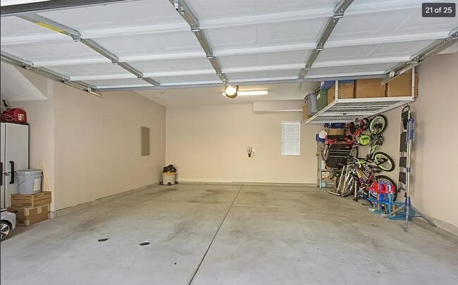 Building Photo - 1831 Crimson Ct
