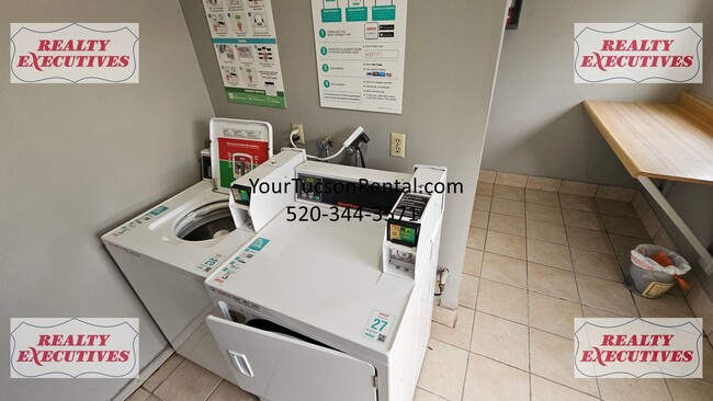 Building Photo - Country Club & Fort Lowell area - 2 Beds 1 bath with AC