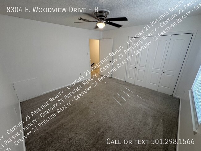 Building Photo - 8304 Woodview Dr N