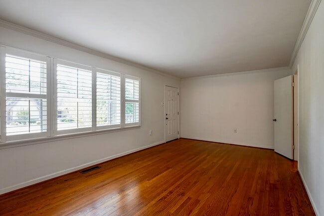 Building Photo - 4012 N Cahaba Dr