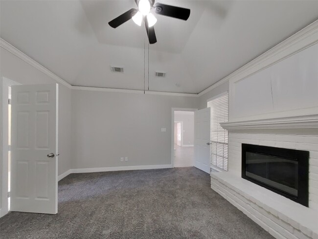 Building Photo - 7411 Las Brisas Dr