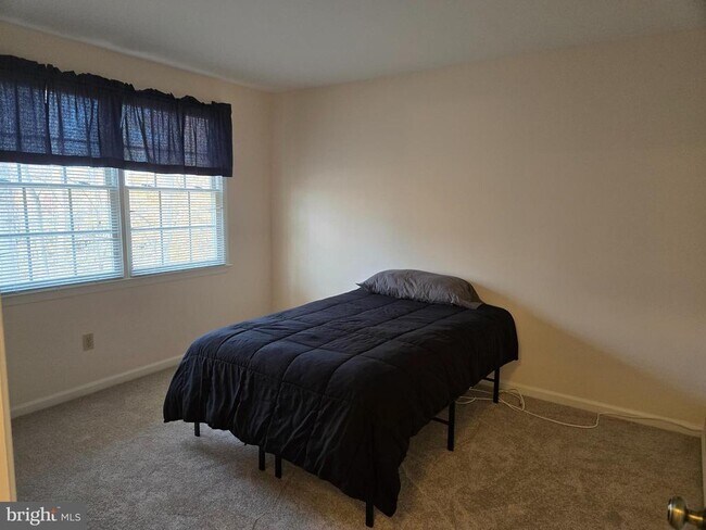 Building Photo - 6801 Upper Mills Cir