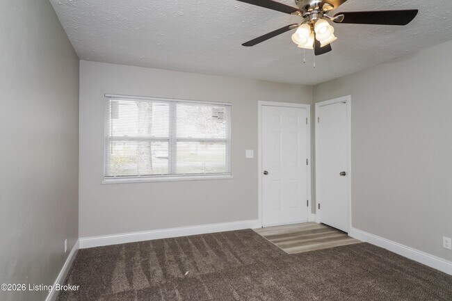 Building Photo - 9613 El Prado St