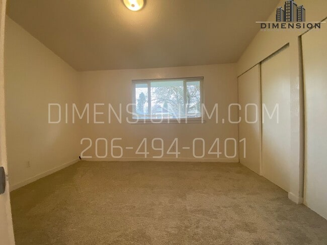 Building Photo - 1014 S State St