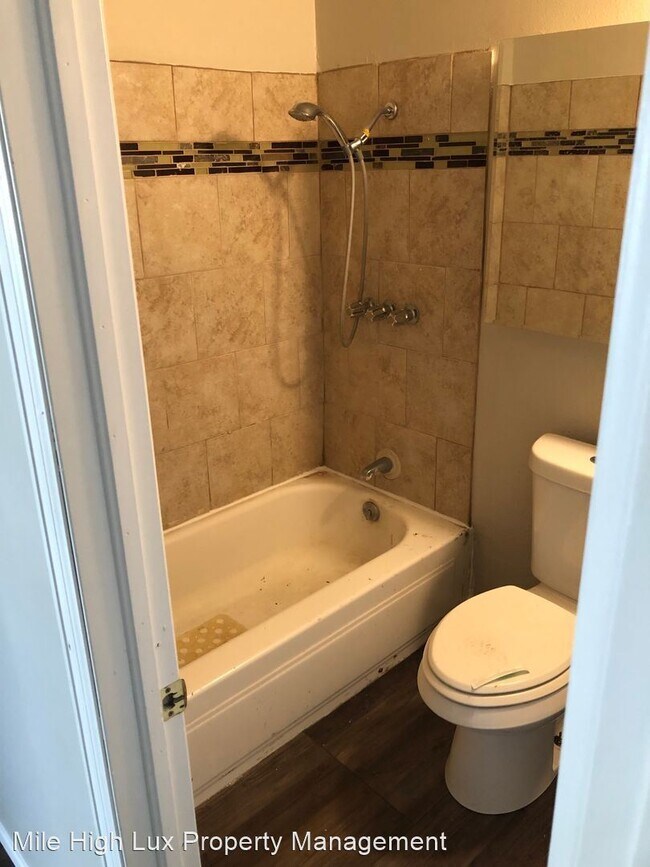 Building Photo - 2 br, 1 bath House - 9130 Camenisch Way