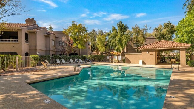 Building Photo - 15151 N Frank Lloyd Wright Blvd