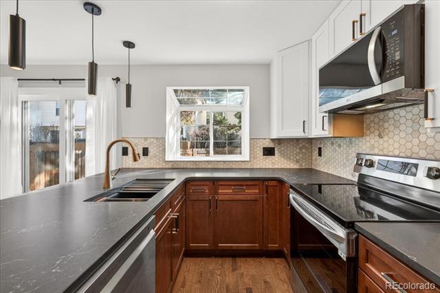 Building Photo - 7635 S Steele St