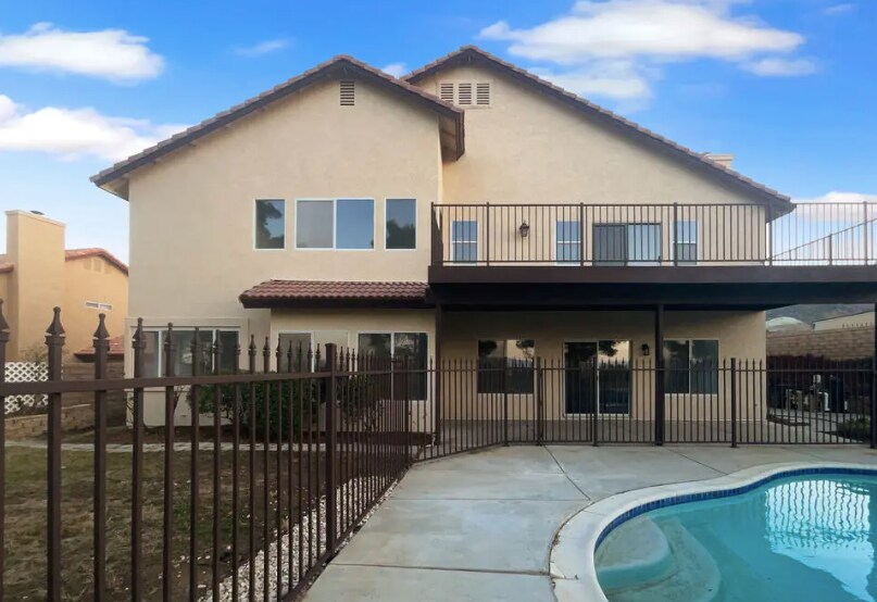 Building Photo - 7323 Ojai Dr