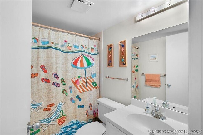 Building Photo - 10200 S Ocean Dr