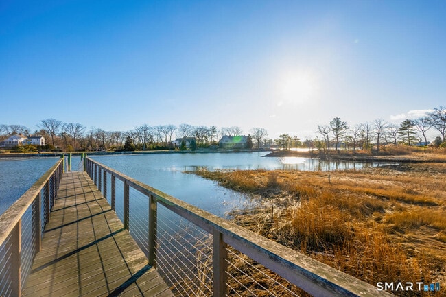 Building Photo - 111 Delafield Island Rd