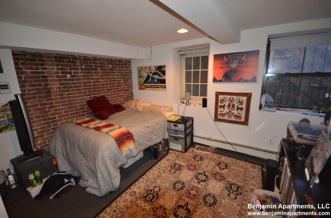 Building Photo - 486 Massachusetts Ave