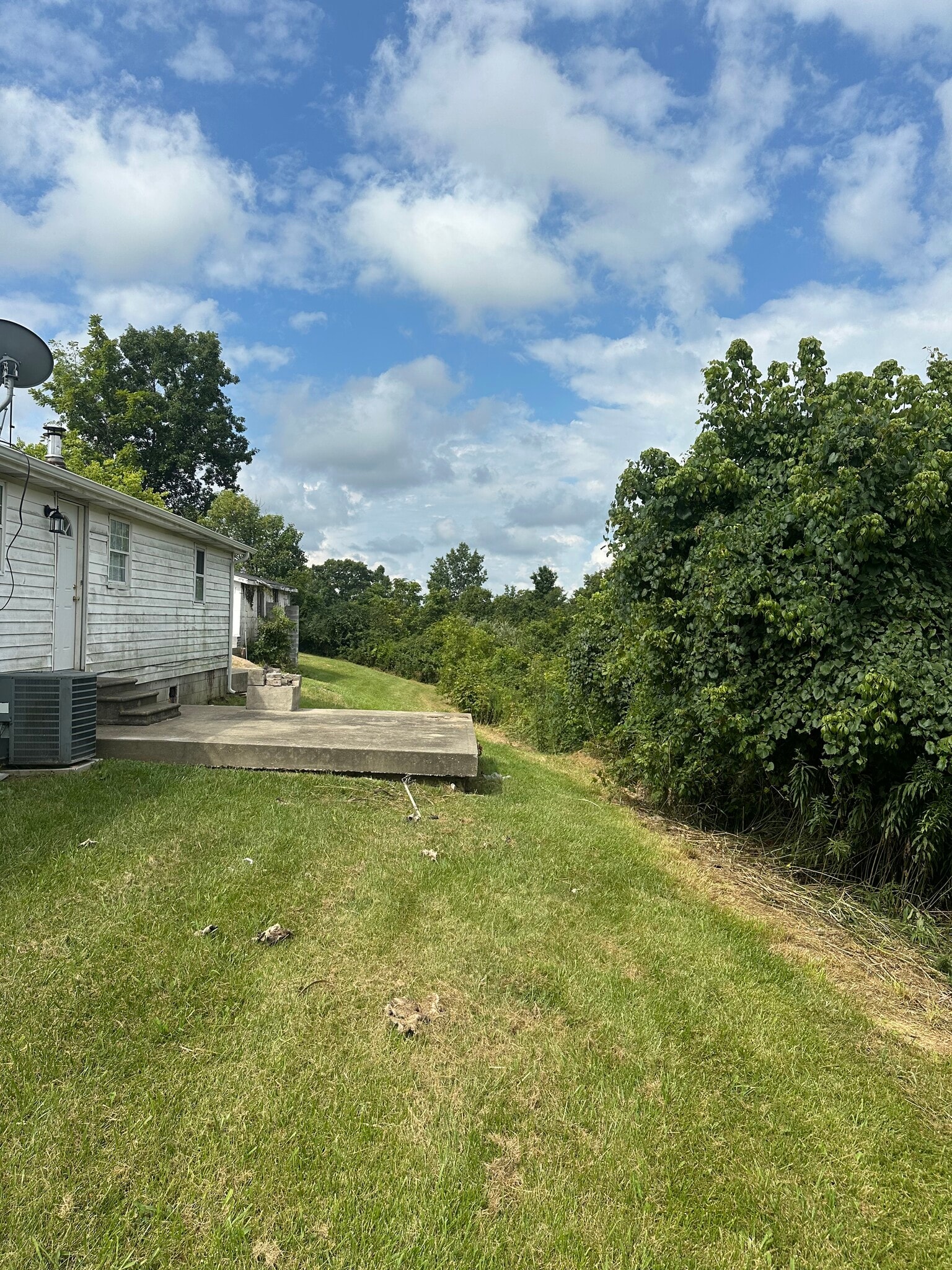 Building Photo - 1612 Alton Station Rd