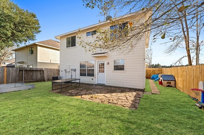 Building Photo - 7218 Daniel Spgs Ln