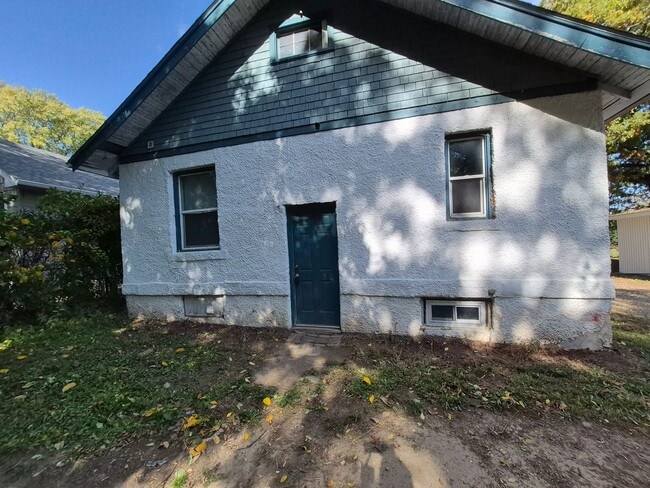 Building Photo - Affordable 2 bedroom rental home!