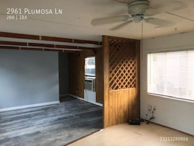 Building Photo - 2961 Plumosa Ln