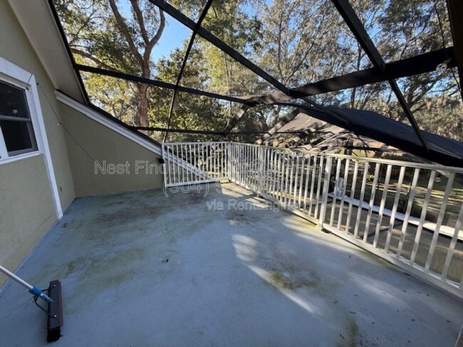 Building Photo - 424 Oak Pond Dr