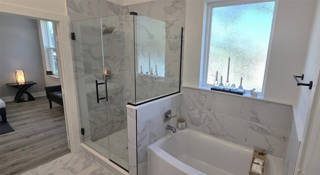 Building Photo - 4922 Hoover St