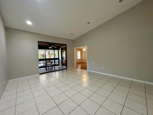 Building Photo - 9292 Sable Ridge Cir