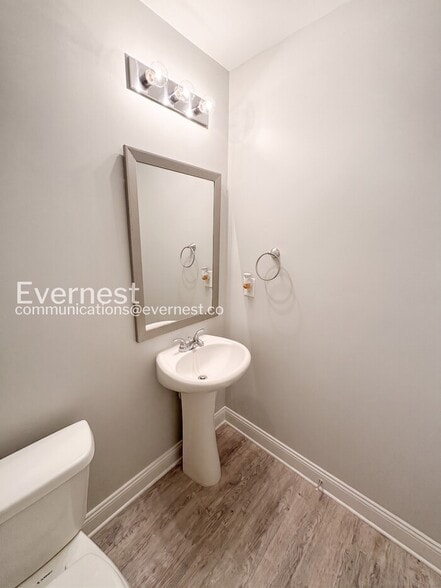 Building Photo - 5328 Hanover St
