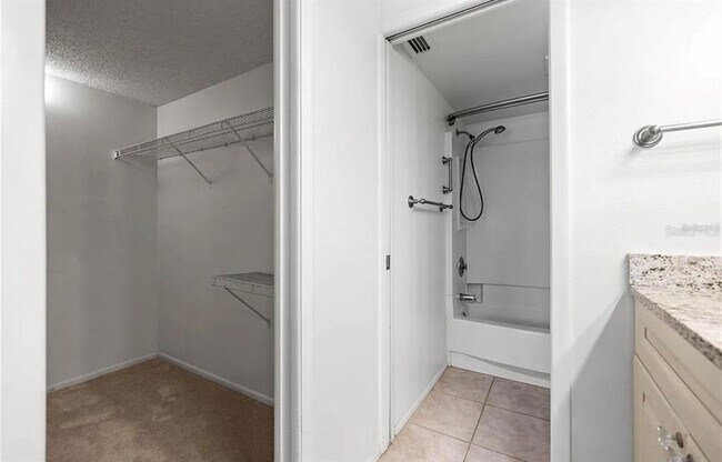 Building Photo - 7294 Cloister Dr