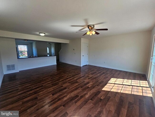 Building Photo - 45 Bay Hill Ln