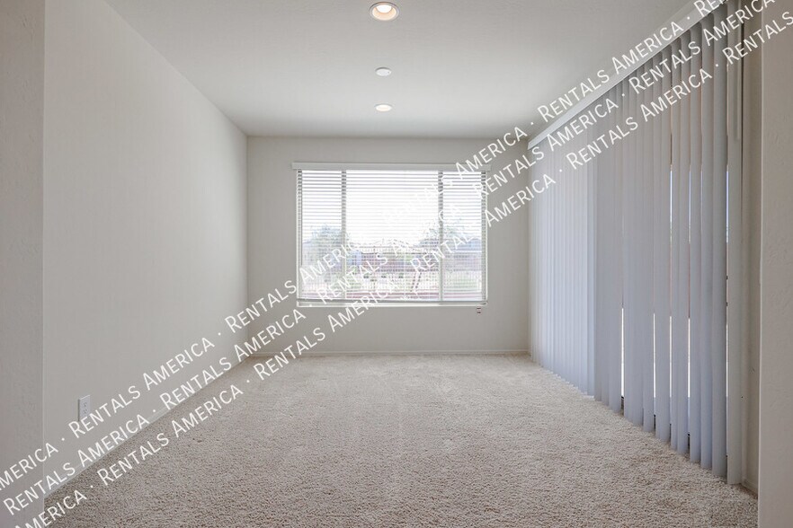 Building Photo - 25334 N 163rd Dr