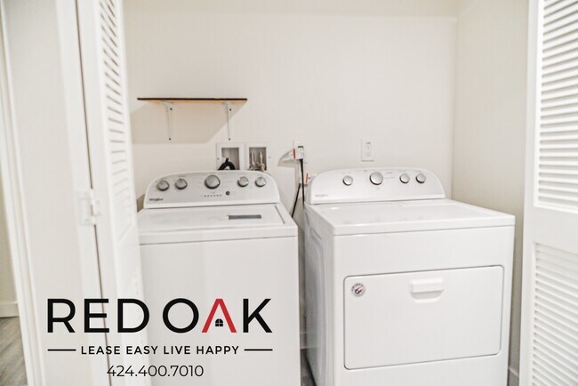 Building Photo - 505 E Rialto Ave