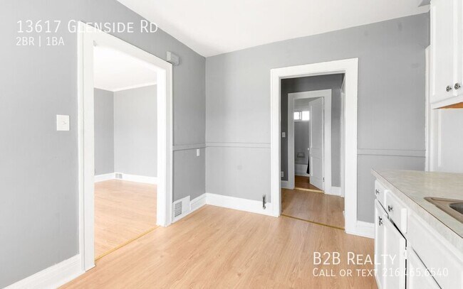 Building Photo - 13617 Glenside Rd