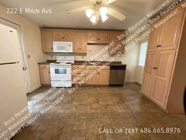 Building Photo - 222 E Main Ave