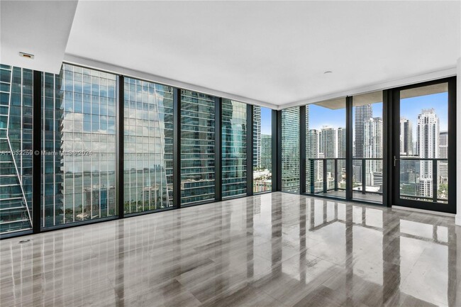 Building Photo - 1451 Brickell Ave