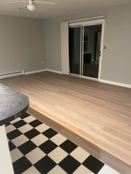 Dining - 132 Summer St