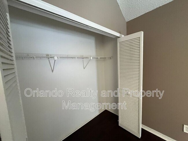 Building Photo - 6088 Westgate Dr