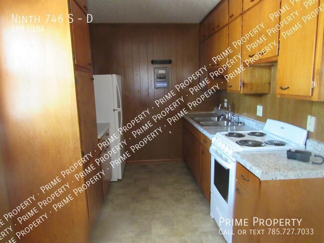 Building Photo - Ninth 746 S-D