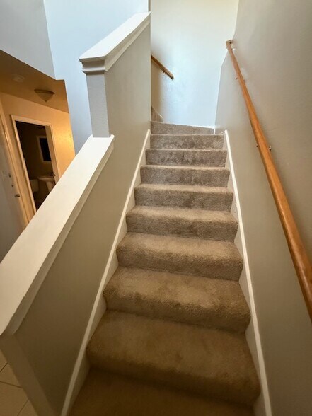 Building Photo - 702 Claremont Pky