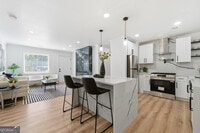 Building Photo - 2541 Santa Barbara Dr NW