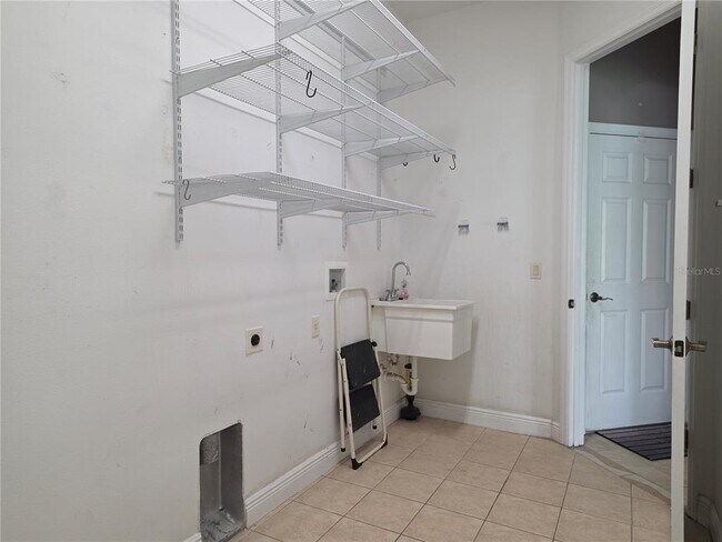 Building Photo - 14723 Capote Ln