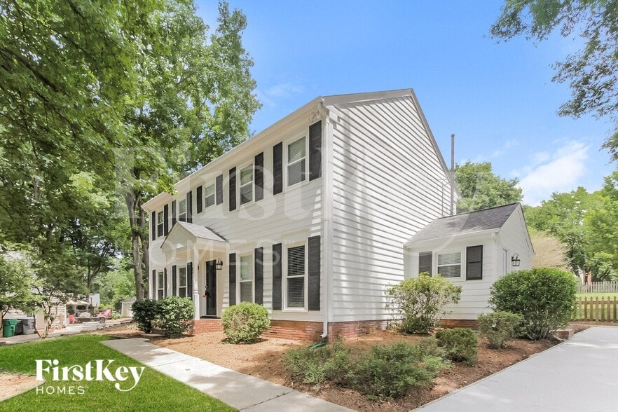 Building Photo - 10603 Par Cove Ln