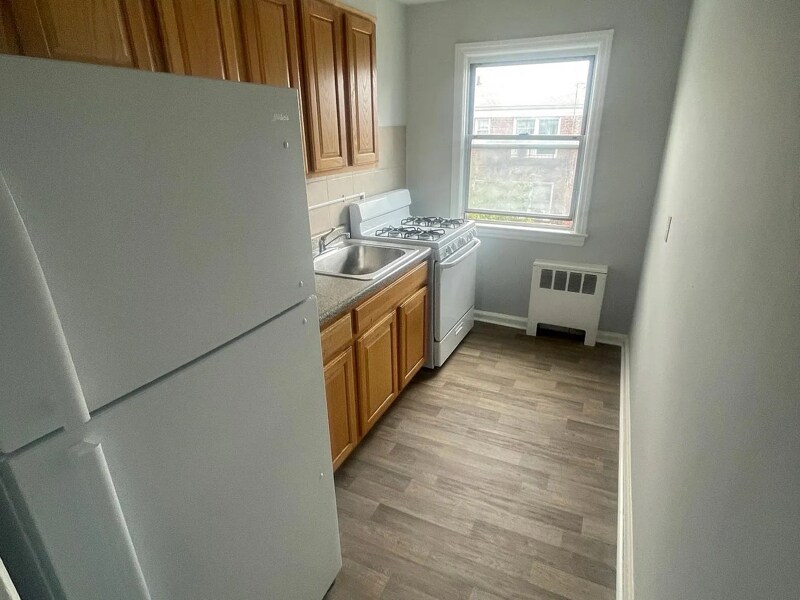Building Photo - 4 Windsor Terrace