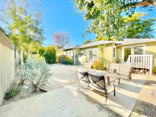 Building Photo - 11914 Ocean Park Blvd