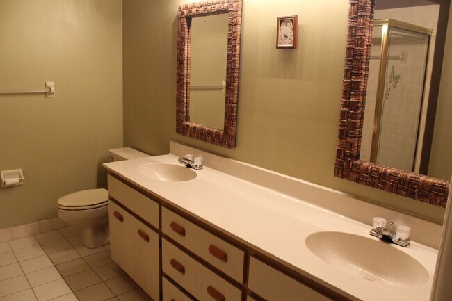 Building Photo - 3 bed 2 bath Home in Port Orange